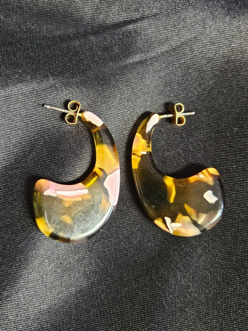 Madewell pink Tortoiseshell Marbled Resin Acetate Hoop Earrings